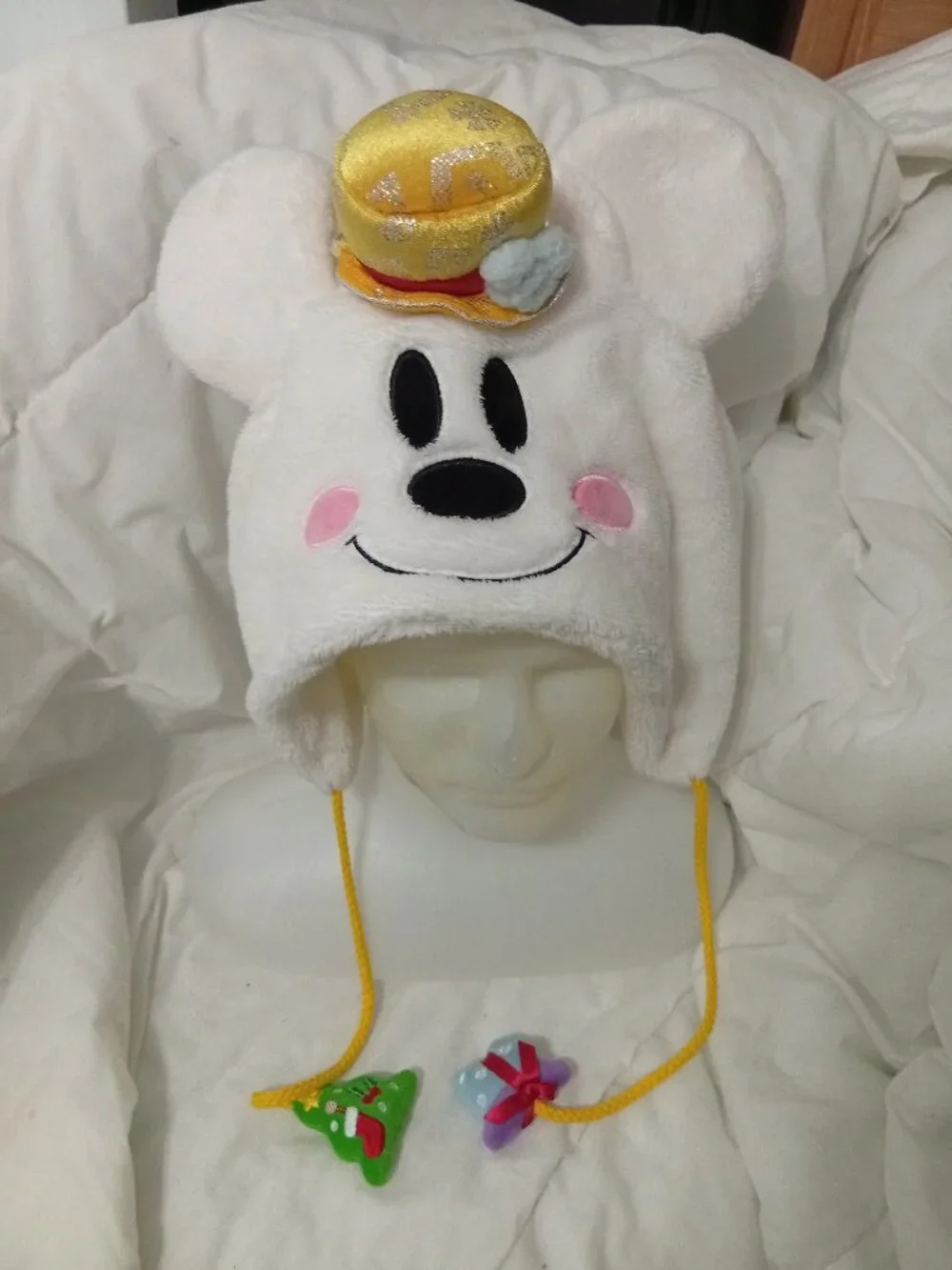 Tokyo Disney Resort Sweet Christmas 2013 Reversible Fan Cap